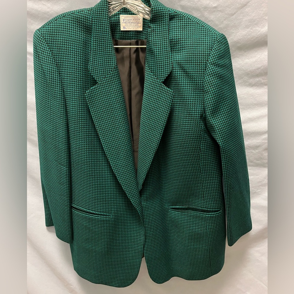 Pendleton- 3 piece- Green/Black Houndstooth Blazer, Skirt & Pant Suit.